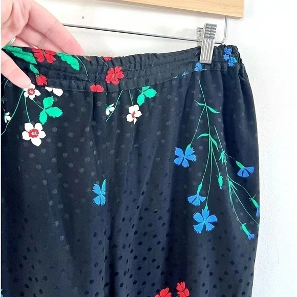 Givenchy 5 Paris 80s Vintage 100% Silk Black Floral Pul-On Wide Leg Pants Size 8 - Picture 4 of 9